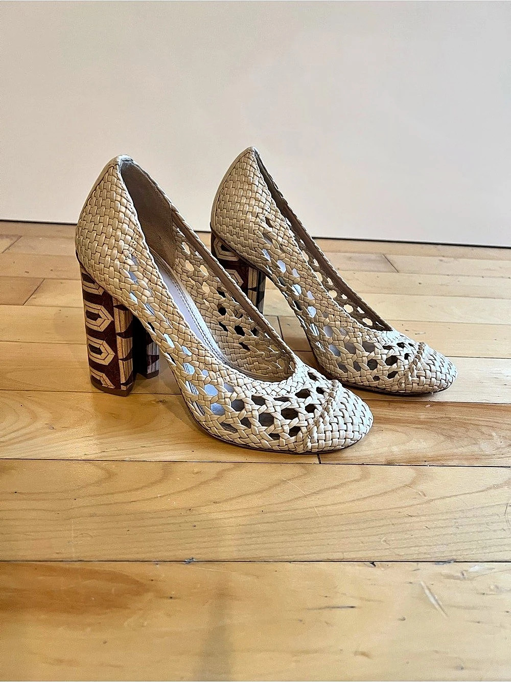 Tory Burch Leather Woven Heels Cream & Brown US 5.5M